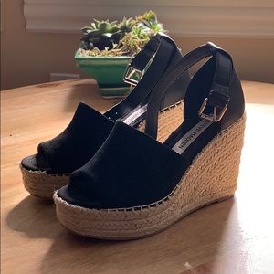 Steve Madden Black Wedge Espadrille
